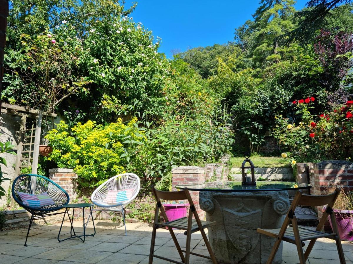 Suite De Charme Avec Jacuzzi Et Jardin Privatif Paris Au Calme Saint-Prix (Val d'Oise) المظهر الخارجي الصورة