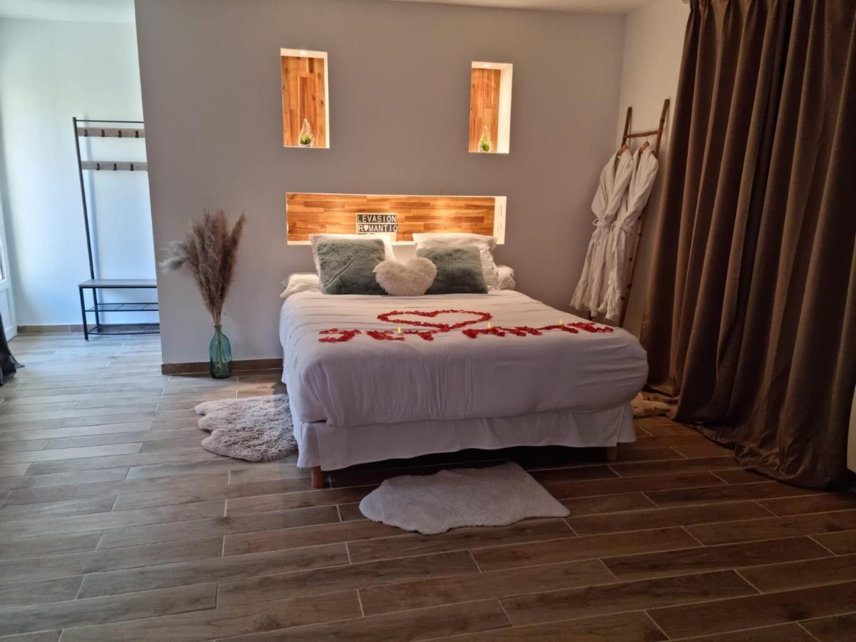 Suite De Charme Avec Jacuzzi Et Jardin Privatif Paris Au Calme Saint-Prix (Val d'Oise) المظهر الخارجي الصورة
