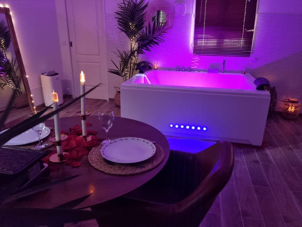 Suite De Charme Avec Jacuzzi Et Jardin Privatif Paris Au Calme Saint-Prix (Val d'Oise) المظهر الخارجي الصورة