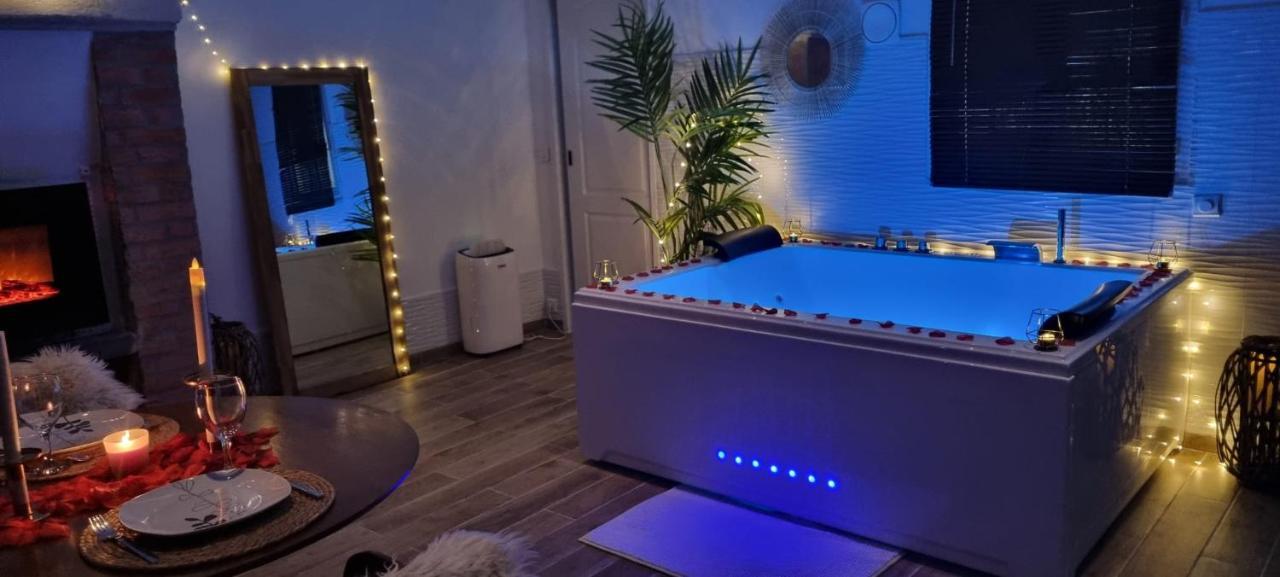 Suite De Charme Avec Jacuzzi Et Jardin Privatif Paris Au Calme Saint-Prix (Val d'Oise) المظهر الخارجي الصورة