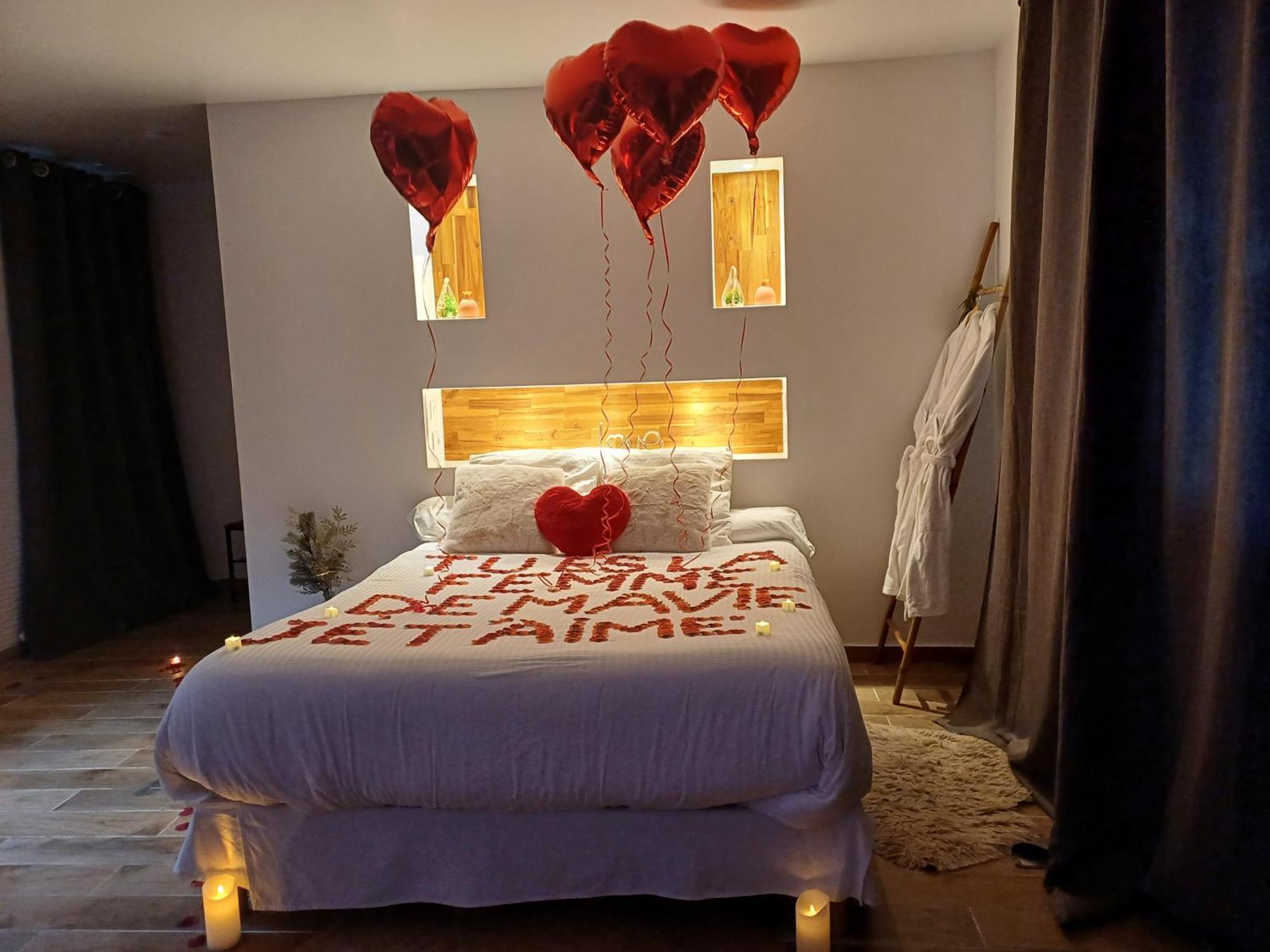 Suite De Charme Avec Jacuzzi Et Jardin Privatif Paris Au Calme Saint-Prix (Val d'Oise) المظهر الخارجي الصورة