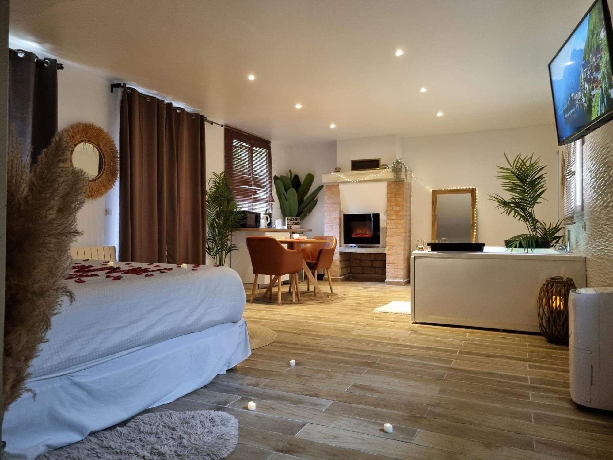 Suite De Charme Avec Jacuzzi Et Jardin Privatif Paris Au Calme Saint-Prix (Val d'Oise) المظهر الخارجي الصورة
